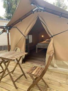 Fotografie z fotogalerie ubytování Camping Miramar Playa - camas individuales v destinaci Torredembarra