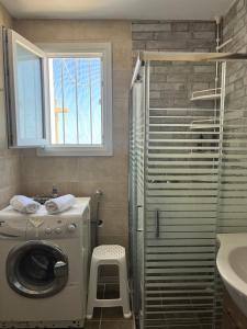 Et badeværelse på Agnanti + 54 billeder