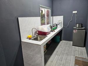 Kuchyň nebo kuchyňský kout v ubytování Badungun Seaside View + 37 fotografií