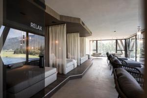 Khu vực ghế ngồi tại Hotel Patris