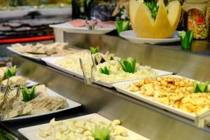 Gallery image of Grand Gülizar Otel in Sanlıurfa +6 photos