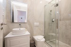 W30- Deluxe Apartment Best Location by BQA 1077 Budapest, Wesselényi utca 30 kép - 2
