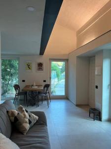 Χώρος καθιστικού στο Maison Massinod, natura e relax