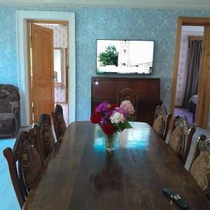 TV a/nebo společenská místnost v ubytování Guesthouse Sumaisha + 37 fotografií