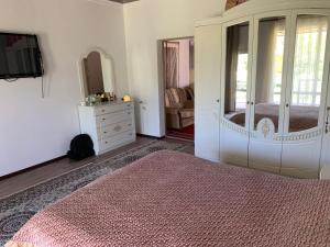 Postel nebo postele na pokoji v ubytování 'Nomad' GUEST HOUSE