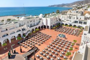 an aerial view of a wedding venue with tables and chairs at Best Club Vacaciones Pueblo Indalo in Mojácar