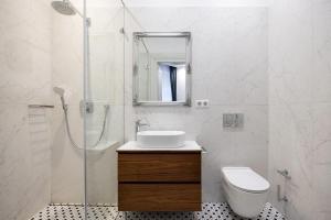 Kúpeľňa v ubytovaní ZOYA LUXURY RESIDENCE + 37 fotografií