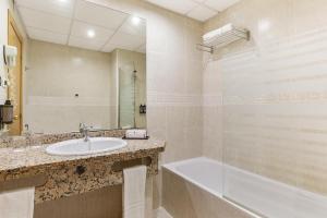 Koupelna v ubytování Hotel Best Mojácar
