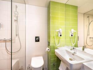 Phòng tắm tại ibis Styles Stuttgart Vaihingen
