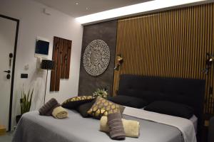 Photo de la galerie de l'établissement ΜΙΚΡΗ ΣΟΥΙΤΑ ΣΤΟ ΚΕΝΤΡο, à Patras 12 autres photos