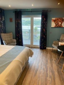 Postel nebo postele na pokoji v ubytování Skyefall Self Catering