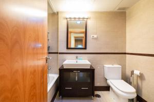 A bathroom at Holidays2Malaga Eslava High Speed WIfi