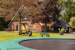 Galeriebild der Unterkunft de Familieboerderij in Losser + 40 Fotos