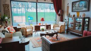 Гостиная зона в Aremsis Holiday Resort