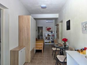 Kuchyň nebo kuchyňský kout v ubytování Apartment Luna