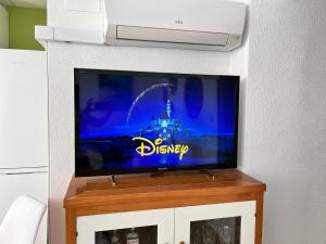 TV a/nebo společenská místnost v ubytování Las Vegas Paradise