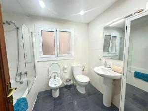 Ένα μπάνιο στο Balmes rooms +40 φωτογραφίες