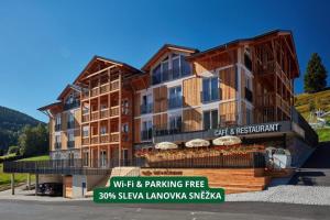 Výhľad na hory alebo výhľad na hory priamo z apartmánu
