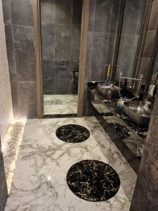 Ένα μπάνιο στο Hacienda bay