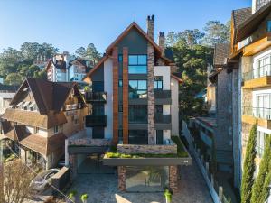 Το κτήριο όπου στεγάζεται  το διαμέρισμα