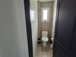 Ένα μπάνιο στο Gîte du Pont Neuf & SPA +8 φωτογραφίες