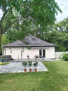 Vonkajšia záhrada v ubytovaní Karát apartmanok 2