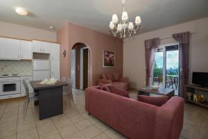 Η κουζίνα ή μικρή κουζίνα στο Trapezaki Villas