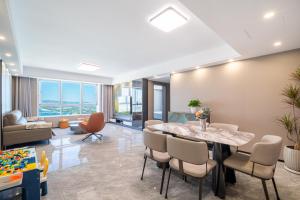 Posezení v ubytování Cloud & Sea Boutique Apartment