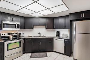 Dapur atau dapur kecil di St Pete Isla Casa B-507 Beautiful