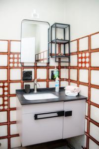 Dapur atau dapur kecil di 2-Bedroom House in Rincon