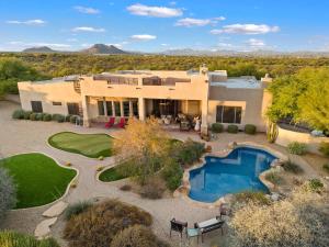 Πισίνα στο ή κοντά στο Stunning N. Scottsdale Desert Retreat Pool Jacuzzi