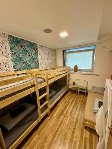 Postel nebo postele na pokoji v ubytování Barcelona Hostel & Pub + 18 fotografií