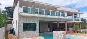 Bazén v ubytování Recanto Estrelas nebo v jeho okolí