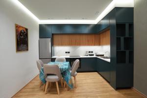 Dapur atau dapur kecil di RS Skendo Apartments