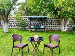Κήπος έξω από το Rancho on Sevan beach by HV
