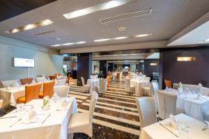 Um restaurante ou outro lugar para comer em Hotel El Panama by Faranda Grand, a member of Radisson Individuals