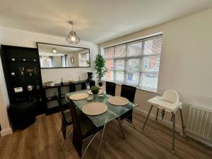 Fotografie z fotogalerie ubytování 2br city side apartment v destinaci Belfast