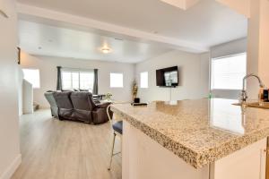 Photo de la galerie de l'établissement South Salt Lake Townhome - Family Friendly!, à South Salt Lake 16 autres photos
