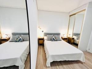 Postel nebo postele na pokoji v ubytování New central Residencie