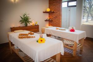 Toit hotelli aladel või selle läheduses +50 fotot