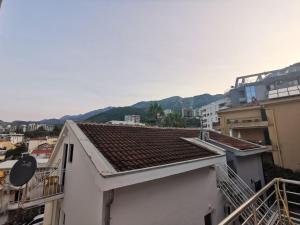 Nespecifikovaný výhled na hory nebo výhled na hory při pohledu z apartmánu