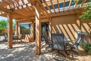 Patio nebo venkovní prostory v ubytování Best Western Plus Lytle Inn and Suites