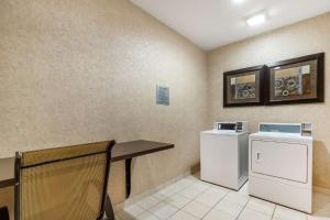 Fotografie z fotogalerie ubytování Best Western Plus Lytle Inn and Suites v destinaci Lytle