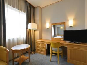 TV a/nebo společenská místnost v ubytování Rihga Hotel Zest Takamatsu