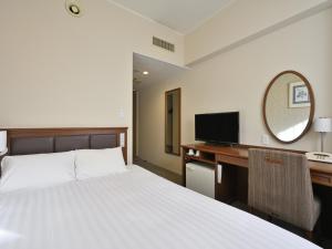 TV a/nebo společenská místnost v ubytování Rihga Hotel Zest Takamatsu