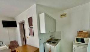 Kuchyň nebo kuchyňský kout v ubytování Apartments Sirena Korčula