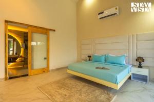 Galeriebild der Unterkunft StayVista at Luna Nova with Outdoor Pool - Ranikhet in Rānīkhet + 29 Fotos