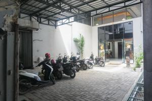Fotografie z fotogalerie ubytování Surya Abadi Guest House Syariah v destinaci Banjarmasin