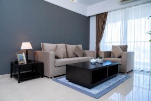 EAST VIEW RESIDENCES Building Tower B#Amazing view! access Phnom Penh! Max 2-4ppl休息區