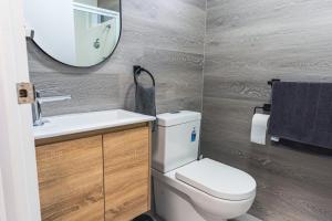 Koupelna v ubytování BIG4 Tassie Getaway Park Ulverstone + 57 fotografií